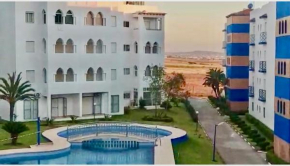 TANGER/ASILAH: APPART 50m2 FACE MER ET PISCINES, 5 PLACES, TOUT ÉQUIPÉ+WIFI+CLIM